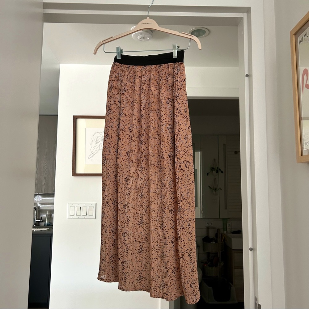 Bar III pink midi skirt (M)